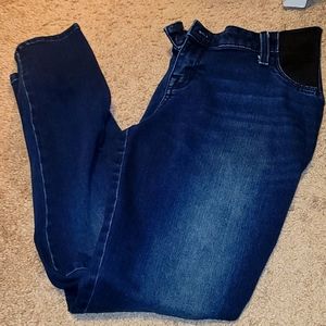Maternity jeggings